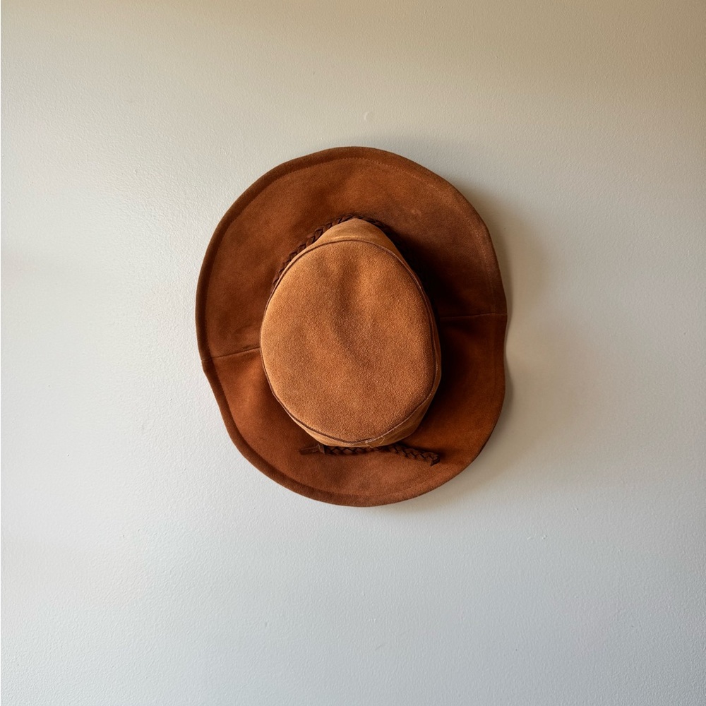 Free people, 100% leather Leathe  Hat